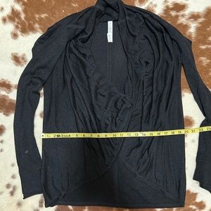 Lululemon Iconic Wrap Sweater Black Size 8